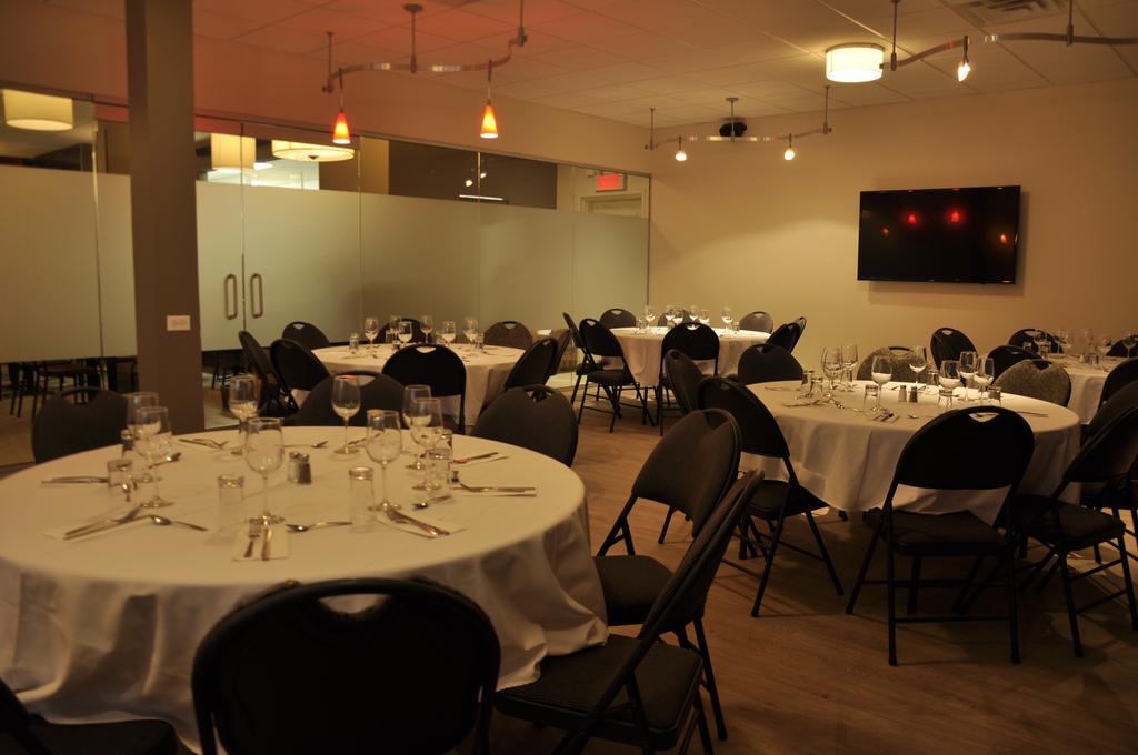 Hotel Centre-Ville Montmagny Bagian luar foto